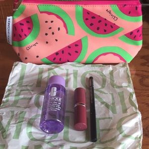 Clinique bag & makeup lip eye remover